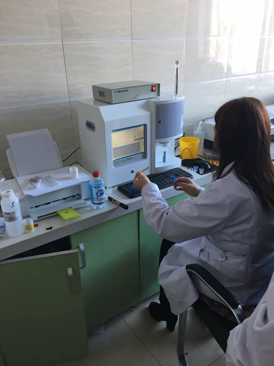 微量元素检测仪采购单位-绥滨县人民医院