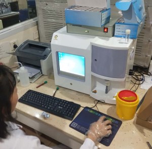 重庆市永川妇产医院采购微量元素分析仪价格